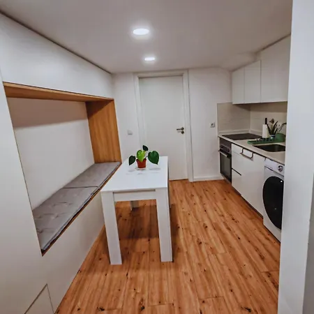 De Charme, Centre Historique - Escura 36 * Визеу